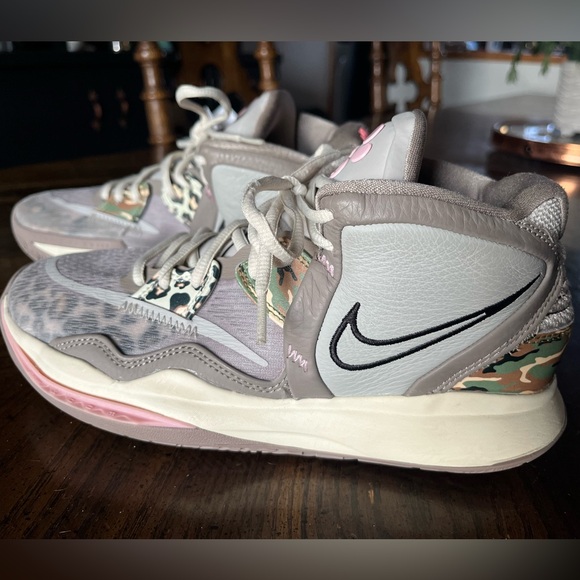 Nike Kyrie Infinity Leopard Camo - Picture 4 of 8